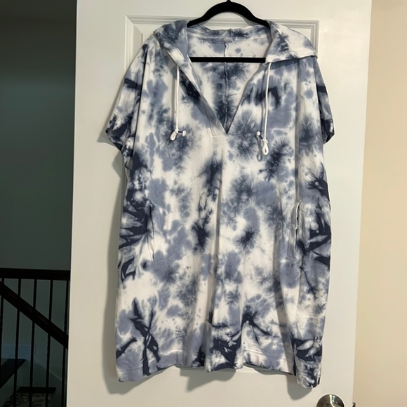 NWT Old Navy Oversized Bathing Suit Cover-Up - Picture 1 of 6